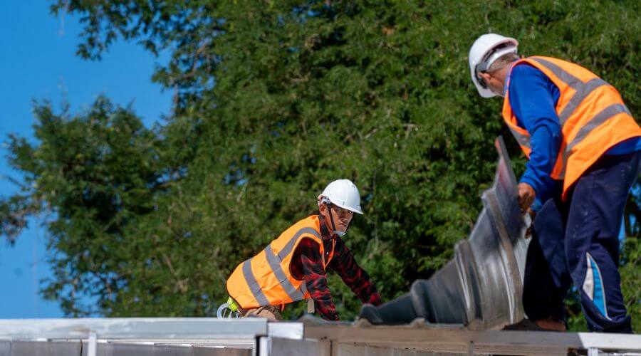 Professional new roof installation services in North Middletown, KY